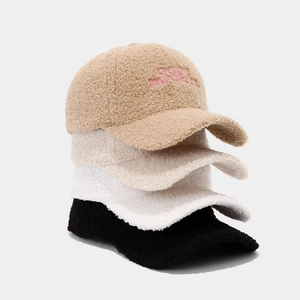Winter-Plüsch-Baseballkappen mit Stickerei in Khaki, Creme, Weiß und Schwarz