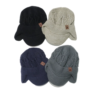 Bonnets d'hiver en tricot doublé avec cache-oreilles en noir, avoine, marine et gris