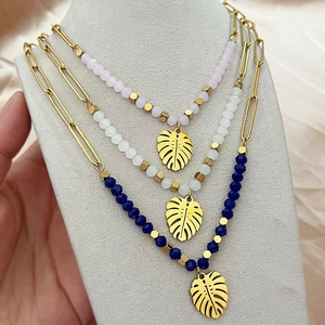 Bohemian Monstera Leaf Pendant Necklace Gold Plated Stainless Steel Beaded Paperclip Chain For Women Tropical Style