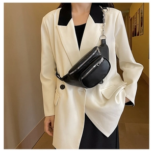 Sac bandoulière en cuir PU noir avec chaîne métallique et double fermeture éclair