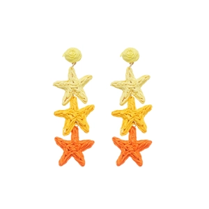 Raffia starfish fringe earrings with yellow and orange gradient for a vacation look