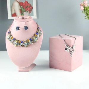 Pink velvet mannequin bust and display box set for high-end jewelry presentation