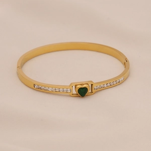 Bracelet vintage plaqué or en acier inoxydable avec pierre cœur verte et pierres blanches