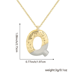 Detailed size specifications for the two-tone letter Q hip-hop style pendant necklace
