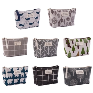 Multiple patterns of canvas cosmetic bags with Natural Style handmade woven labels