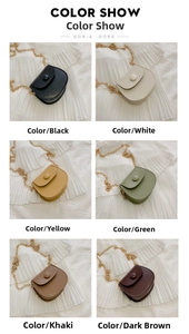 Mini sacs à bandoulière chaîne en noir, beige, jaune, vert et marron en vue d'ensemble