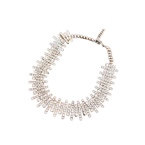 Sparkling rhinestone irregular fringe necklace with elegant silver-tone choker design