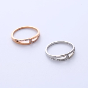 Elegant rose gold and silver stainless steel rings with sparkling cubic zirconia inlay
