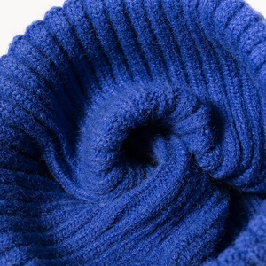 Bonnet en maille côtelée bleu roi pour homme et femme, texture laine chaude et style rétro