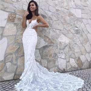 Französisches Retro-Spitzen-Hochzeitskleid im Meerjungfrau-Stil mit floraler Stickerei