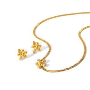18k gold plated stainless steel flower necklace and earrings jewelry set for women