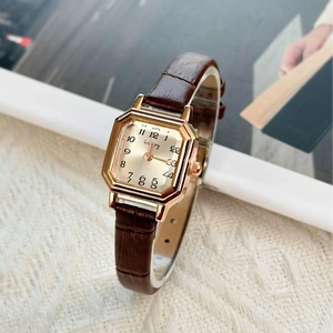 Vintage Square Women Quartz Watch With Alloy Case And Artificial Leather Strap Elegant Small Dial Analog Wristwatch Daily Jewelry Gift