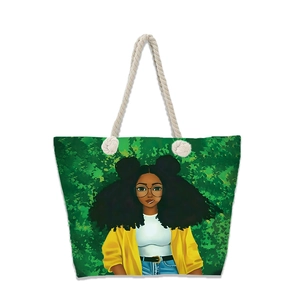 Sac de plage tendance en corde de coton avec illustration de personnage féminin coloré