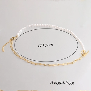 Detail of 45+5cm pearl and gold chain necklace with 6.5g weight specification