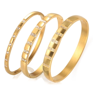 Set di tre bracciali in acciaio inossidabile dorato con zirconi a una o più file
