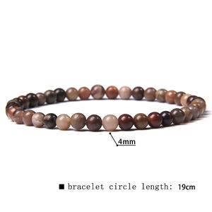 Detail of 4mm natural agate stone beads bracelet with 19cm circumference sizing display