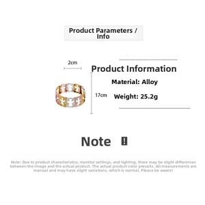 Detailed view of tricolor metal cross elastic bracelet with 2cm link width and alloy texture