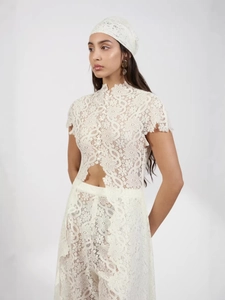 Three-piece white floral lace set with top, trousers and matching headscarf for women