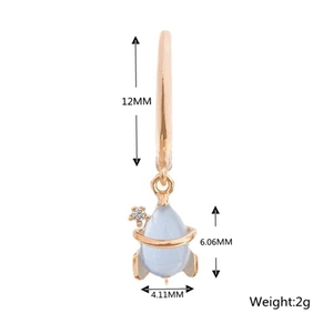 Detailed measurement of space-style earrings with blue stone and 18K gold plating