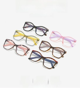 Detailed set of six stylish square TR90 eyewear frames in assorted colors and patterns