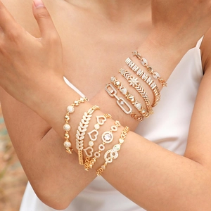 Gold Plated Zircon Bracelet Copper Heart Flower Snake Design Elegant Fashion Jewelry Gift For Women Stylish Accessory