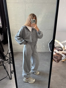 Ensemble survêtement gris délavé vintage avec sweat à capuche zippé et jogging taille haute