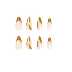 Unghie finte a mandorla nude con onde dorate metallizzate e design French minimalista
