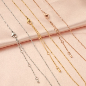 Collares de acero inoxidable tres colores con cierre de langosta y extensión de gota