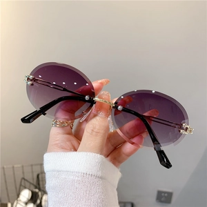 Lunettes De Soleil Ovales Sans Monture Femmes Verres Dégradés Monture En Métal UV400 Rétro Pour Voyage