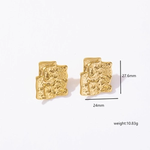 Detailed size specifications of 18K gold plated earrings with hammered texture finish