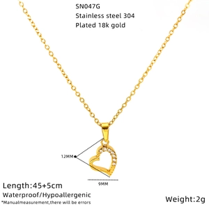 Detailed view of heart pendant with zircon inlay and gold chain measurements