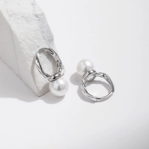 S925 sterling silver hoop earrings with irregular lines and white pearl drops on white stone