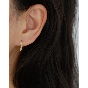Elegant s925 silver gold-plated hoop earrings featuring three marquise cut cubic zirconia