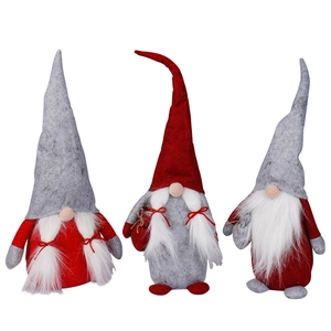 Set aus drei stehenden Weihnachtswichteln in den Farben Rot Grau und Weiß Dekor