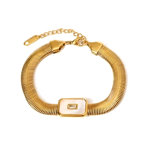 18k gold plated stainless steel snake chain bracelet with shell and zircon pendant