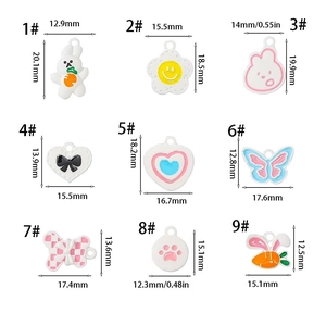 Detailed view of assorted animal and flower charms with specific size measurements in mm