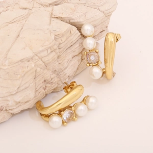 Boucles d'oreilles perles baroques en acier inoxydable doré avec zircons sur pierre