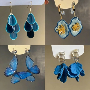 Boucles D'oreilles À Pampilles En Pétales Bleus Avec Tige En Argent Bijoux Floraux Pour Femmes Élégants