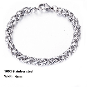 Detailed view of 6mm silver wheat chain bracelet in 100% stainless steel with lobster clasp