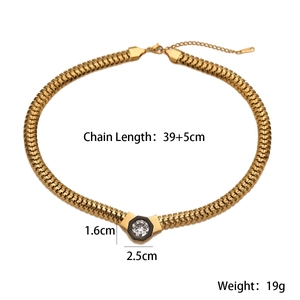 Detail of 18K gold plated stainless steel watch-strap chain with crystal pendant dimensions