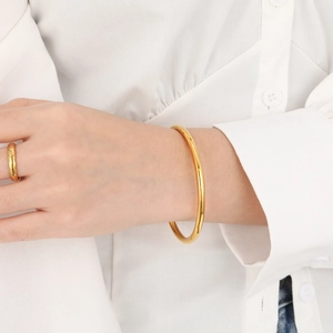 Minimalist 4mm solid gold finish bangle bracelet and smooth plain ring for women