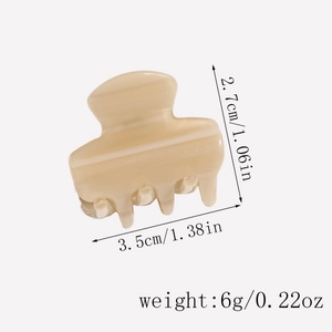Detailed dimensions of the gradient leopard print hair claw clip showing 3.5cm length