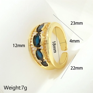 Detailed size specifications and weight of the 18K gold-plated blue gemstone X-ring