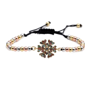 Verstellbares Schneeflocken-Zirkon-Armband mit bunten Perlen und Zugketten-Design