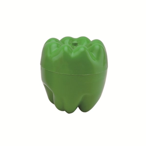 Green bell pepper shaped plastic food storage container for fresh vegetable storage