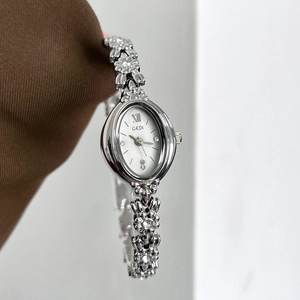 Bracelet Watch Alloy Rhinestone Flower Chain Oval Dial Waterproof Quartz French Vintage Elegant Jewelry For Women