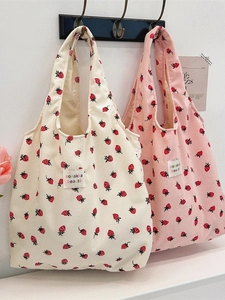 Sac fourre-tout en velours côtelé à motif fraise en couleurs crème et rose