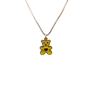 Collier pendentif ourson jaune mignon avec cœur sur une chaîne vénitienne dorée