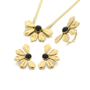18K gold plated stainless steel floral jewelry set with necklace ring and earrings