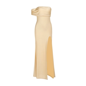 Robe longue élégante couleur champagne à une épaule avec coupe ajustée et fente haute
